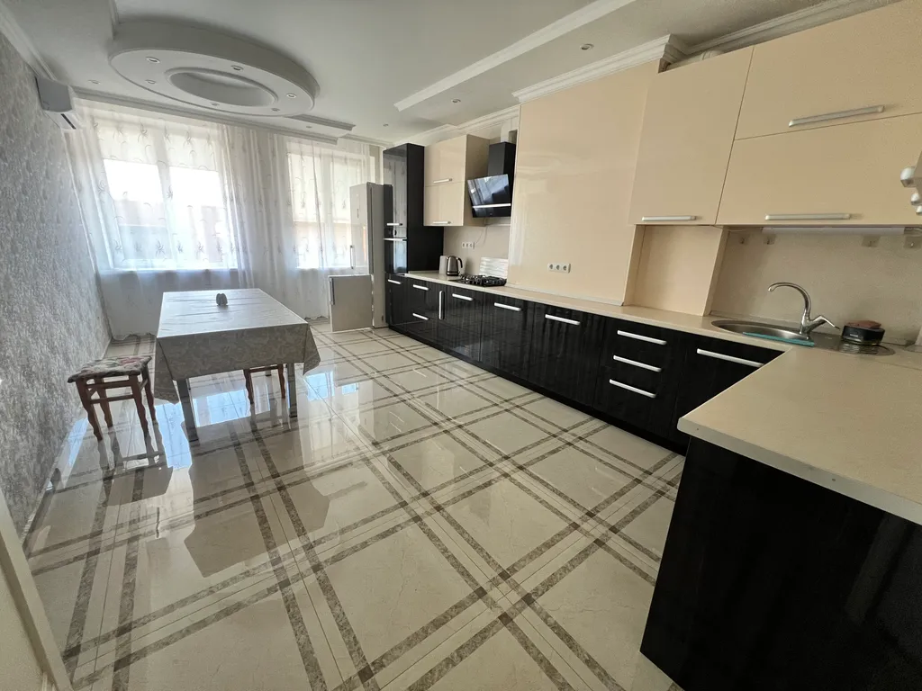 Уютная 2-к квартира в центре города — аренда посуточно в Владикавказ