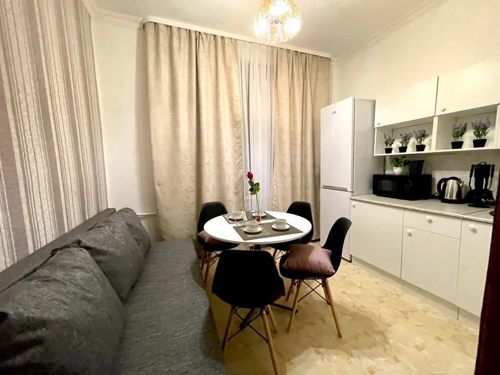 Квартира напротив Кристалл городской парк