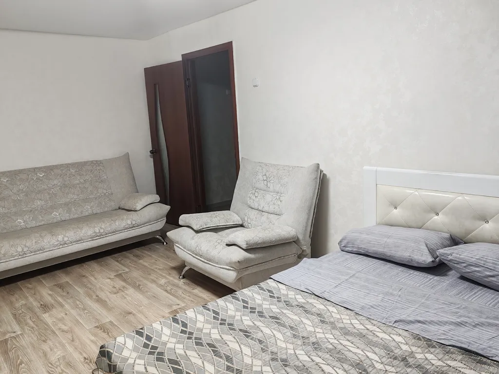 Квартира Квартира Уютная однушка в центре города — Элиста