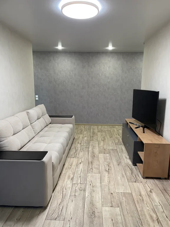 Уютная 2-х комнатная квартира с видом на город.