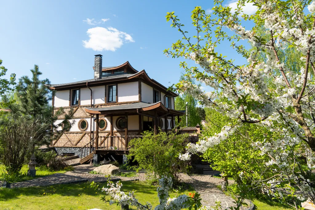 Коттедж Дом на пруду с дровяной сауной и караоке в китайском стиле — Высоково