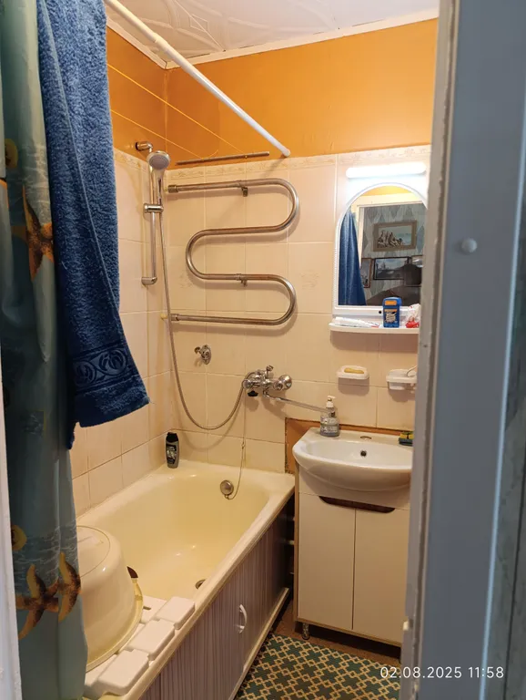 Уютная однушка в центре города, в зеленом микрорайоне у магазинов