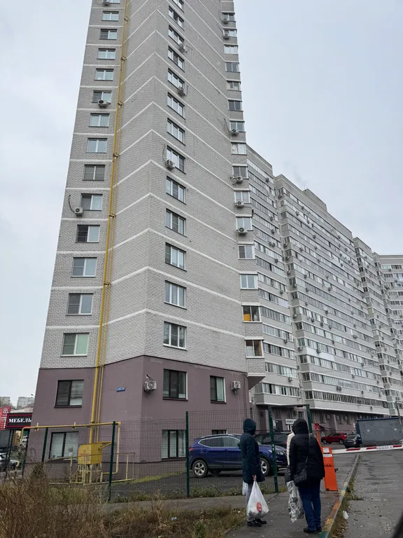 Новая просторная двухкомнатная квартира в новом монолитном доме