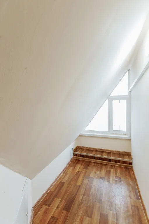 Трёхместный стандарт, мансарда