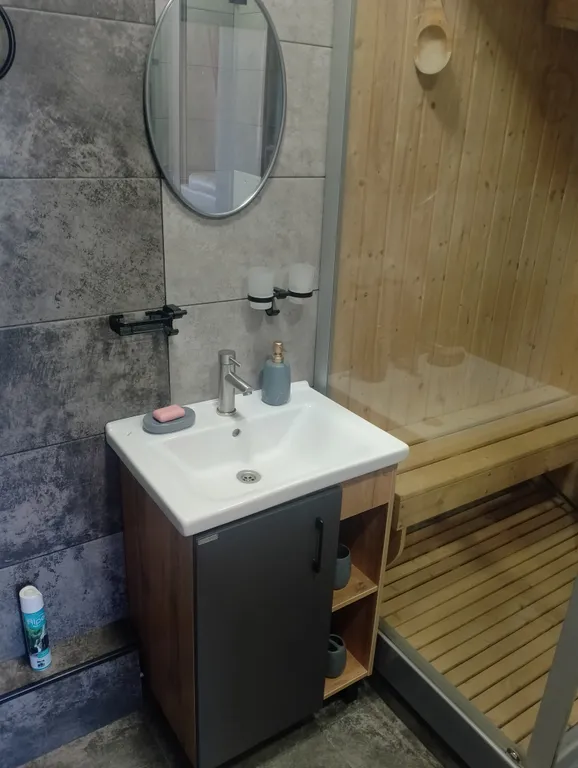 Уютная 2-комнатная квартира с кондиционером в центре города