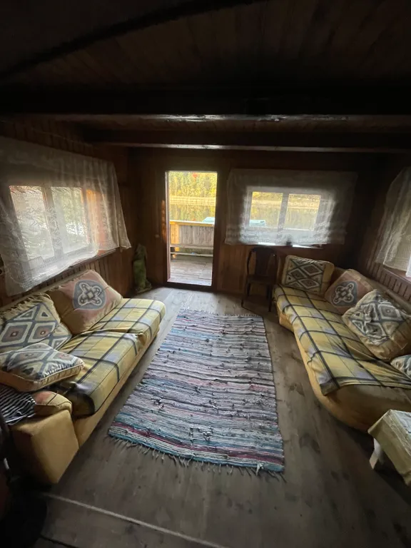 Большой уютный деревянный коттедж на самом берегу Ладожских шхер