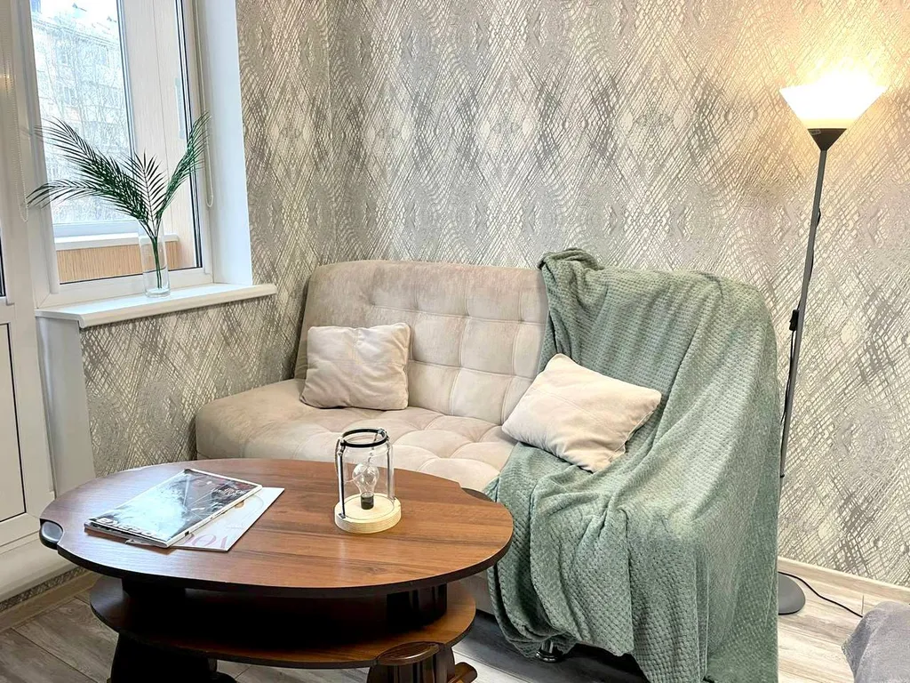 Поделам двушка рядом с ж/д вокзалом