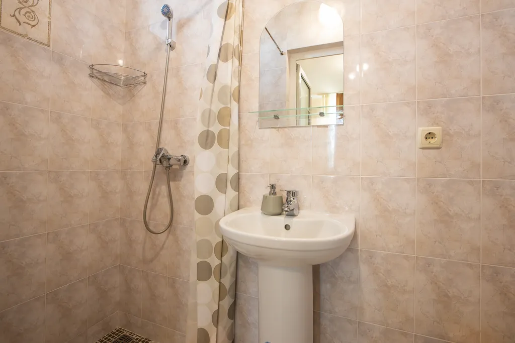 Квартира 3 трёхместная без балкона комната- комфорт — Севастополь