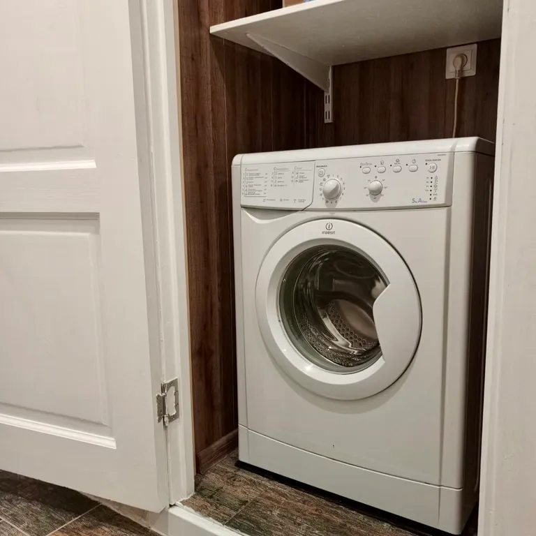 Квартира Квартира Трехместная студия на набережной канала Грибоедоева — Санкт-Петербург