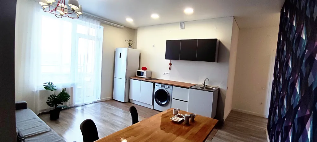 Лофтовая квартира в центре у МЦ Лотос, Таганай, Молнии,  Юности.