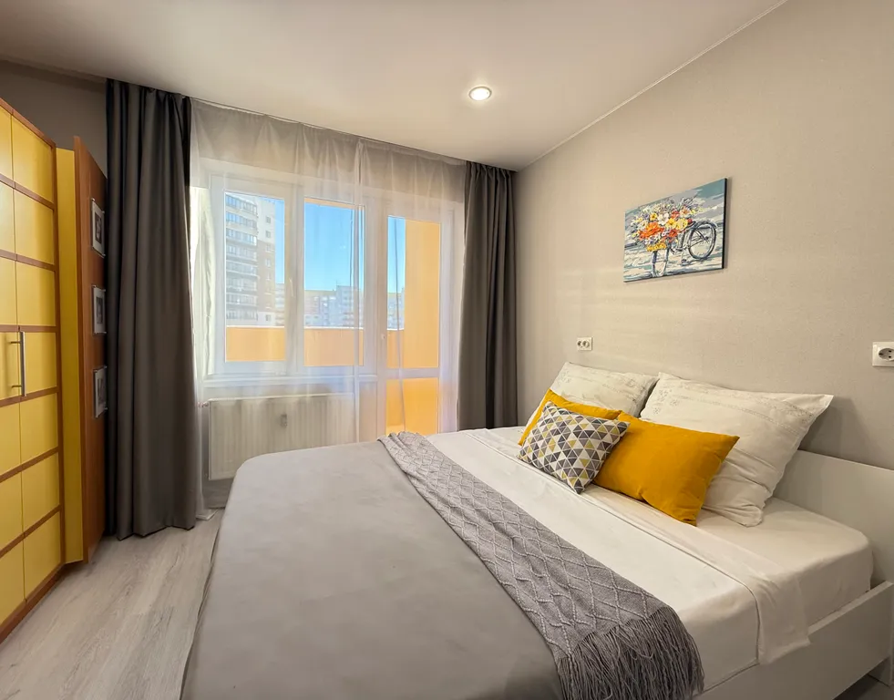 Квартира Уютная новая студия с кроватью — аренда посуточно в Тюмень