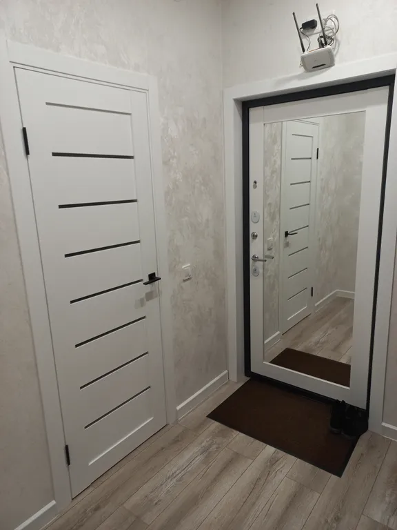 Любимый уголок у глобуса