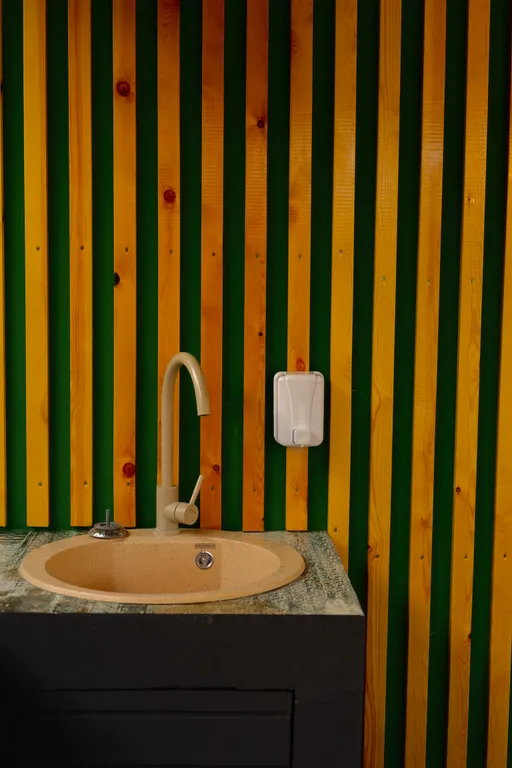 Коттедж Просторный комфортабельный коттедж — Медведовская