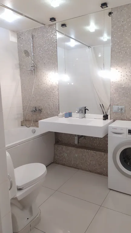 Студия возле Театра оперы и балета