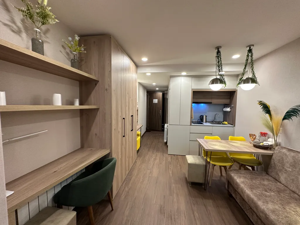 Апартамент с джакузи и большой верандой у моря