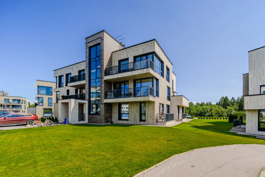 Охтаинн 9-12 с двумя спальнями и видом на лес