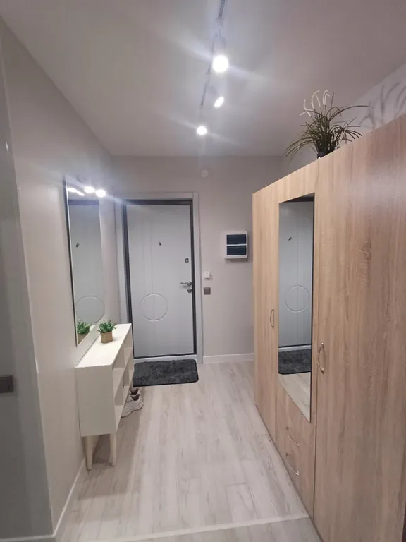 Уютная двухкомнатная квартира недалеко от ТЦ Тринити