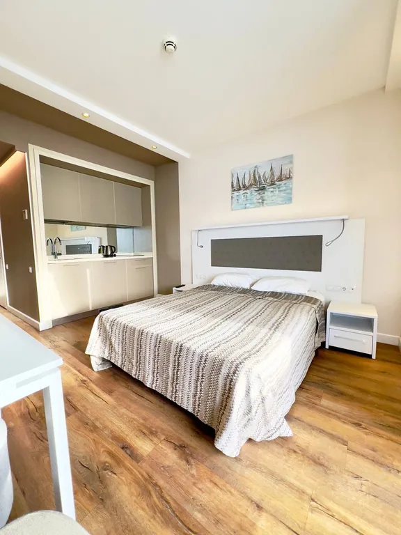 Alliance Palace, вид на закат, море и поющие фонтаны