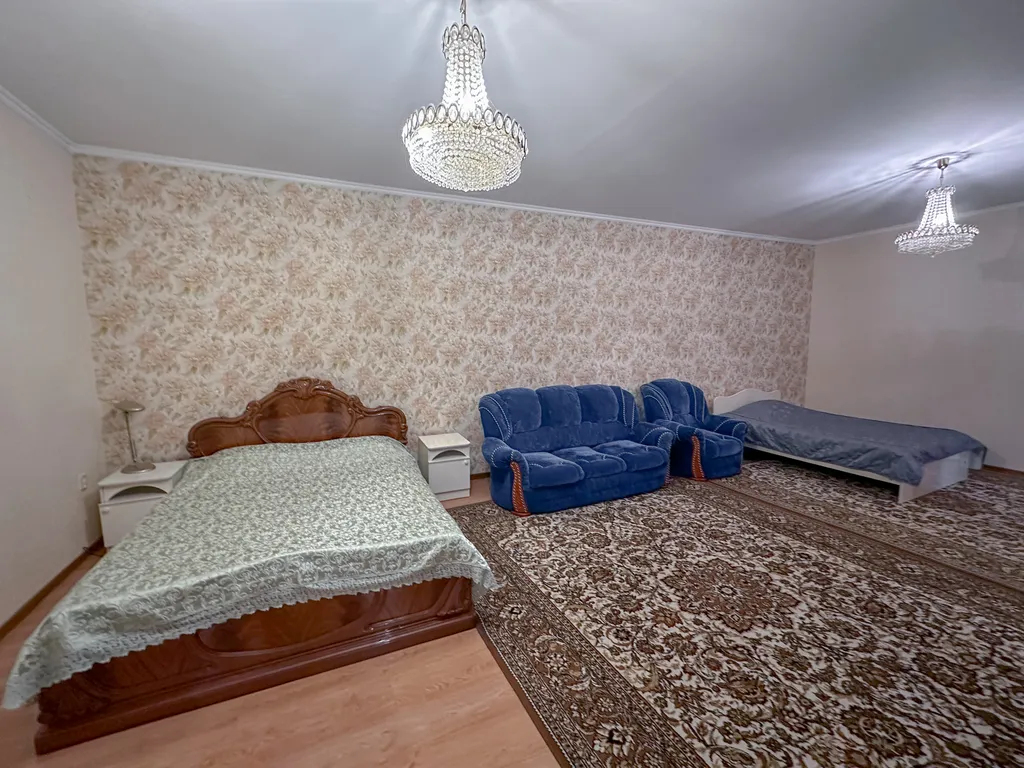 Дом в центре парка