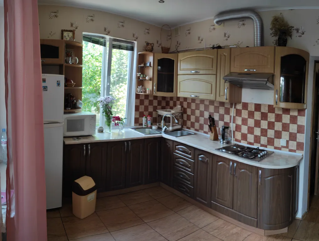 Дом под ключ в тихом и экологически чистом районе Севастополя у моря