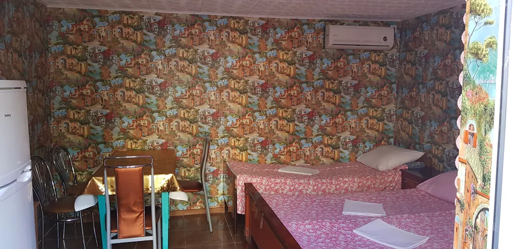 Обычная комната у моря