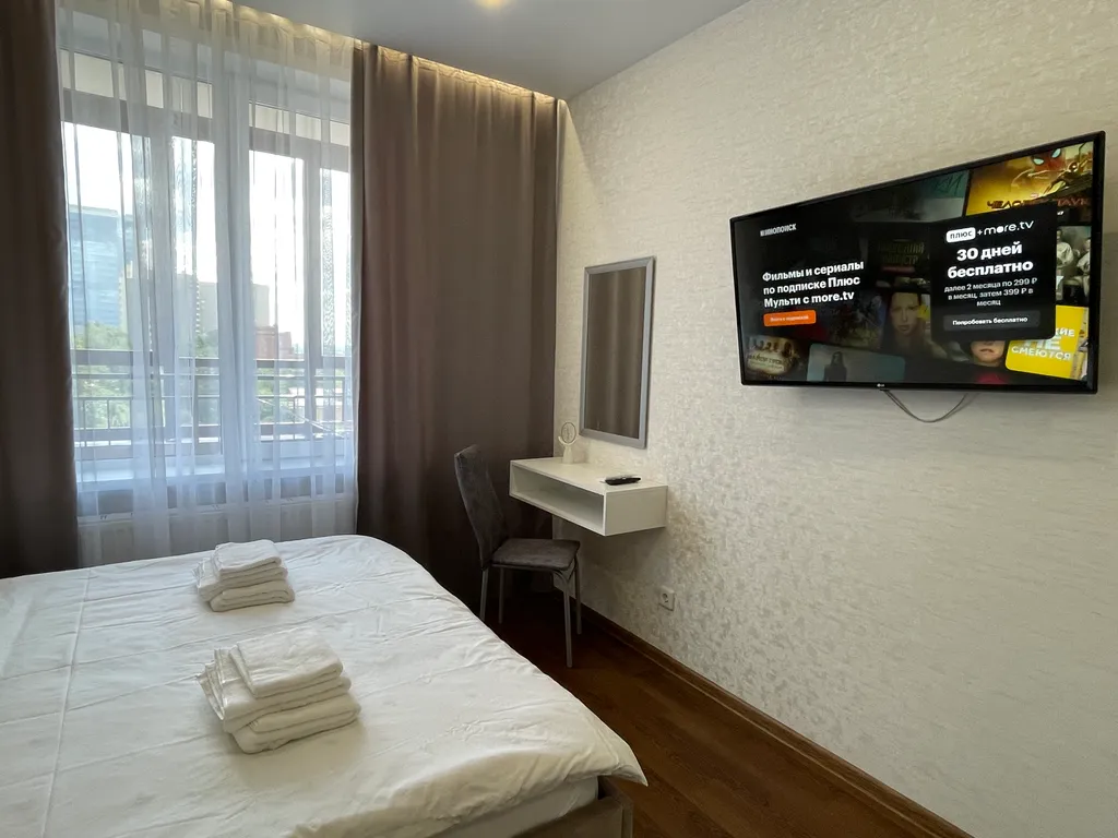 Новая квартира у ЖД вокзала в центре с теплой парковкой