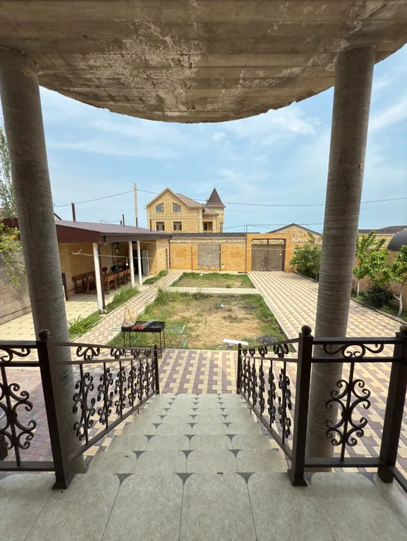 Уютная дача на берегу Каспийского моря