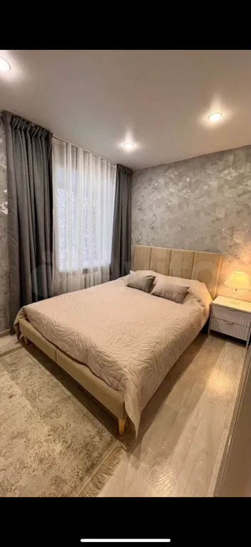 Красивая трехкомнатная квартира в самом центре