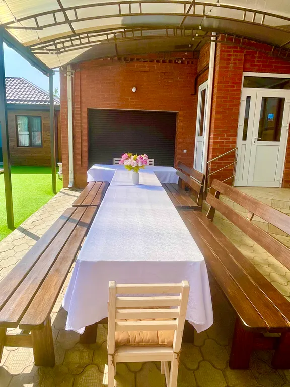 Коттедж с баней и теплым бассейном