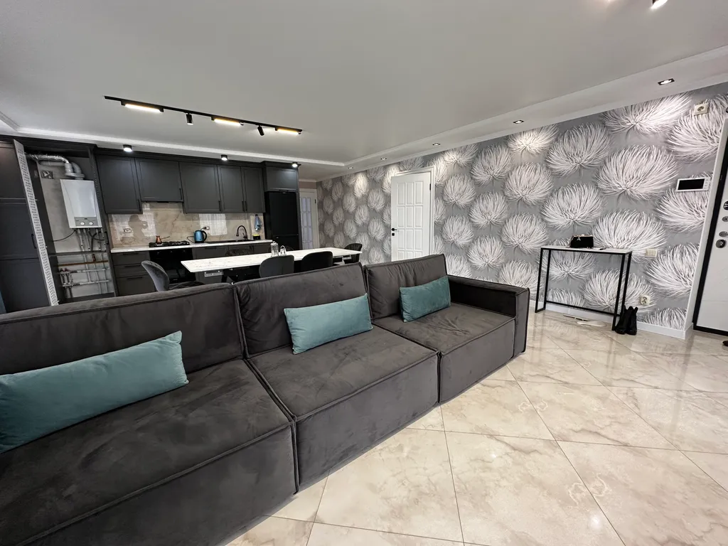 Шикарная квартира в районе озера — аренда посуточно в Ессентуки