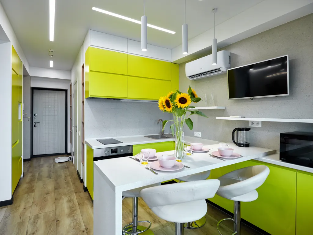 Двухкомнатная квартира на берегу моря