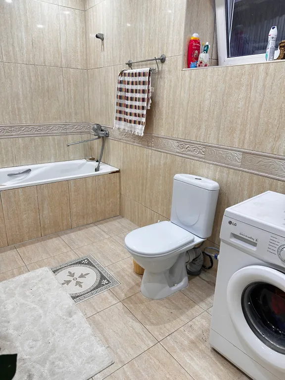 Уютный просторный дом со двором, круглосуточная вода