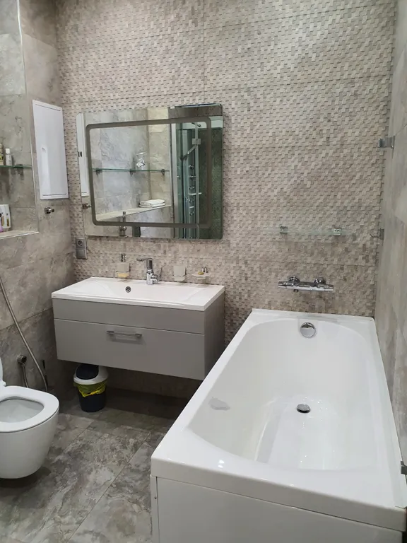 Апартаменты в центре города с прекрасным видом на золотой мост