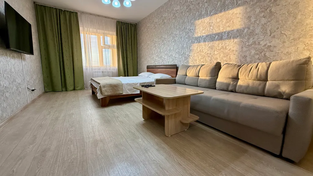 Однокомнатная Строителей 20а