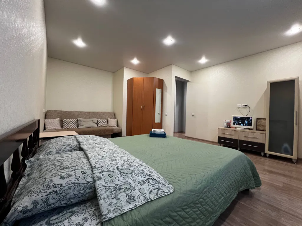 Однокомнатная квартира в районе ЖД вокзала — аренда посуточно в Киров