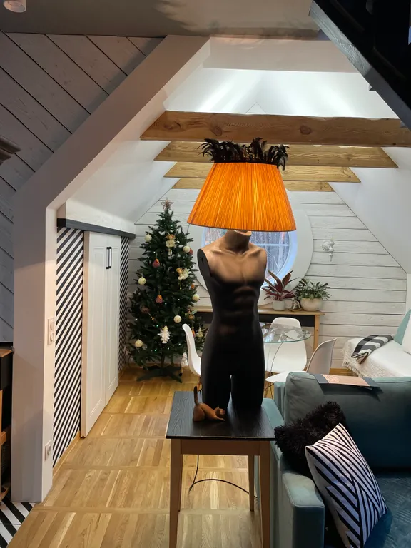 Двухуровневые апартаменты 33/3 house с камином и мангалом