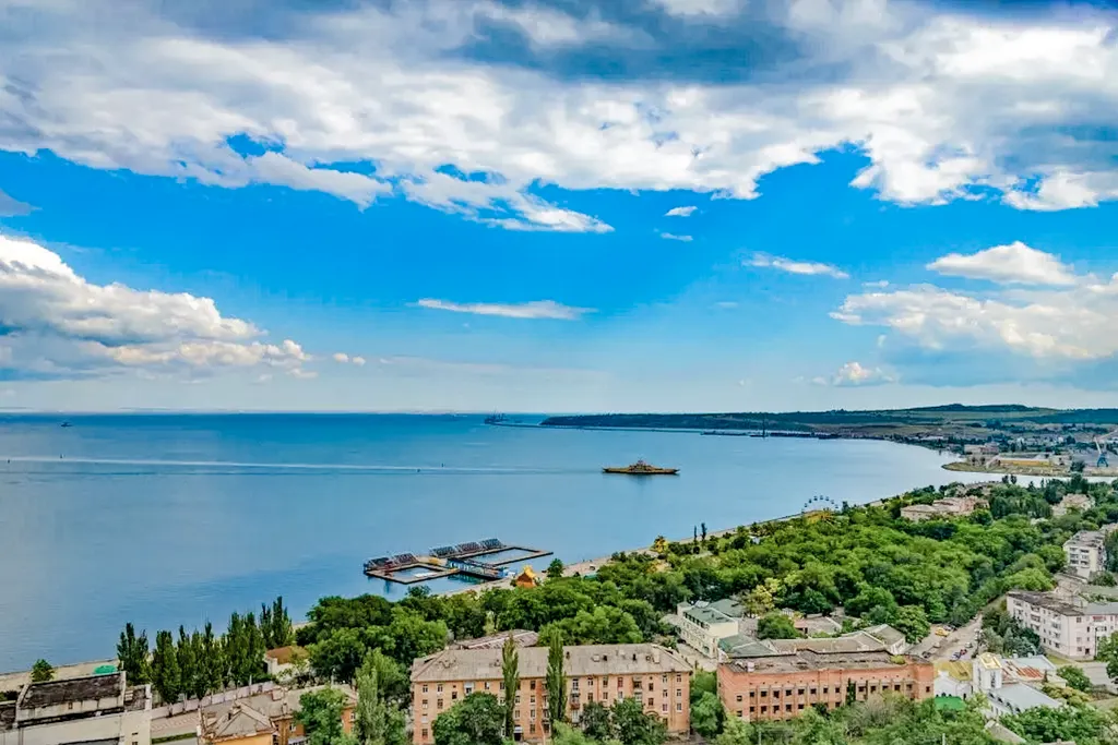 Апартамент Ls-wine and sunset с отдельной спальней с видом на море 5эт