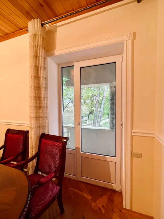 Уютный домик в высокогорном районе Горная Вершина