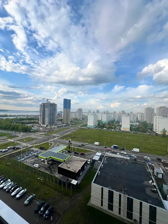 Студия с видом на Каму