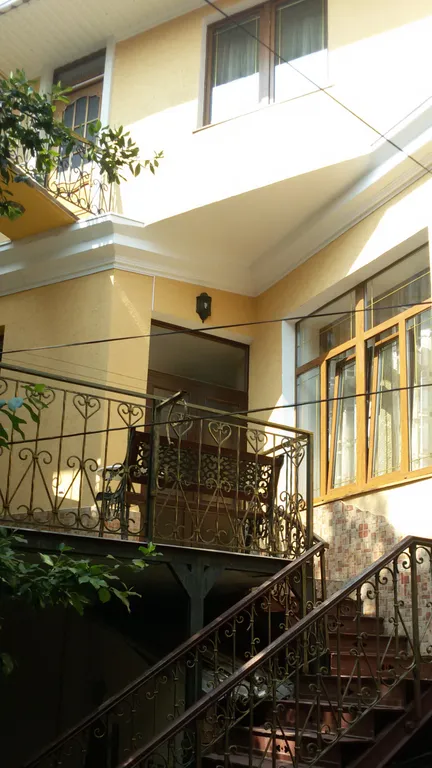 Квартира для семейного отдыха. — аренда посуточно в Ялта