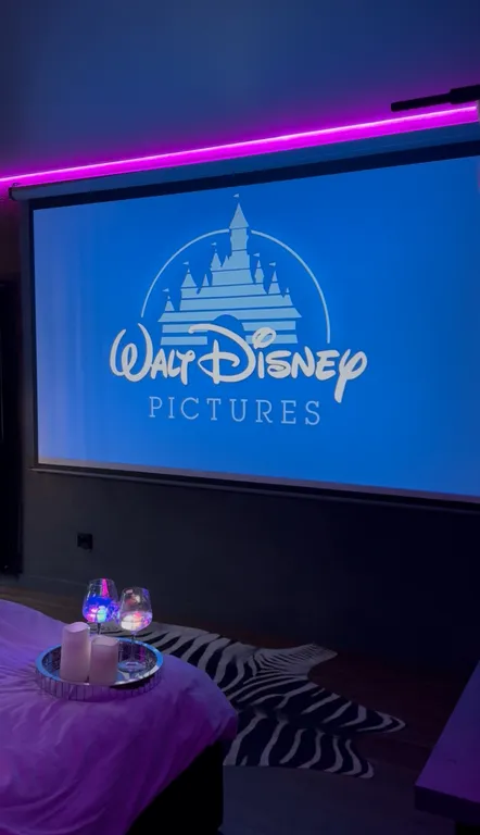 Квартира Уникальная квартира для незабываемых встреч — Шушары