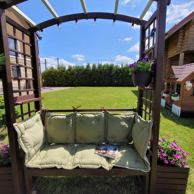 Вилла Морская - уютный дом с бассейном на берегу Балтийского моря