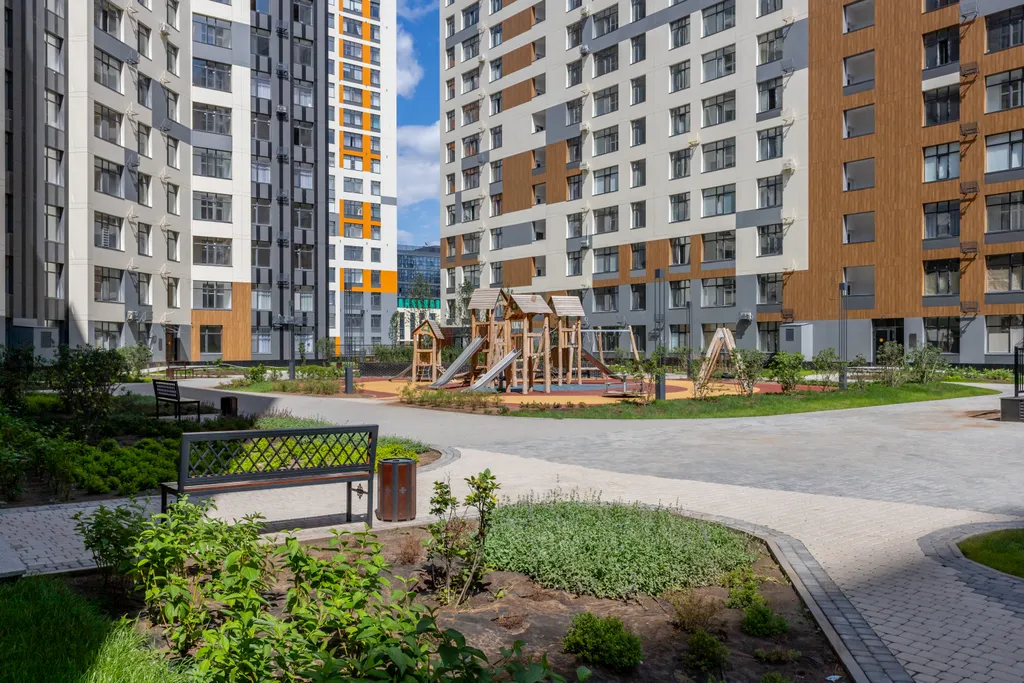 2-комнатная квартира в центре левого берега