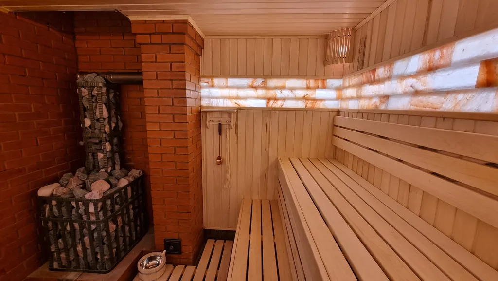 Дом с русской баней, джакузи и уличным чаном