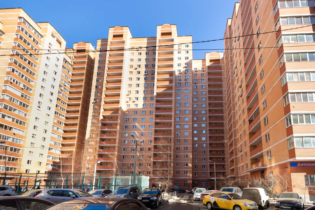 Квартира Светлая и уютная квартира — Лобня