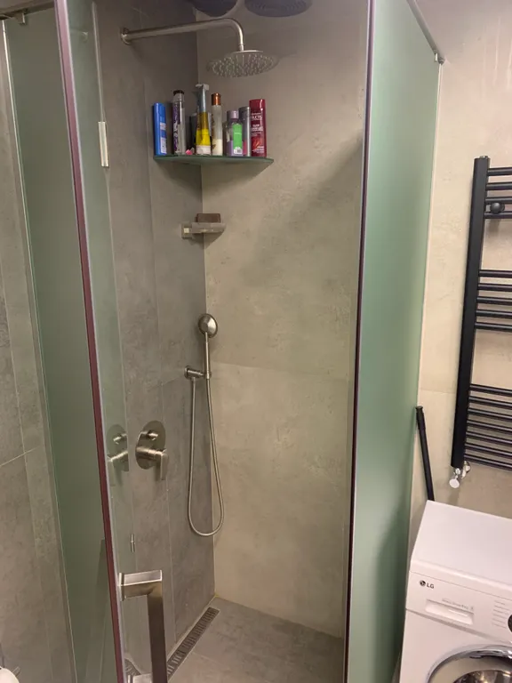 Уютный апартамент с видом на ущелье, расположенный в элитном доме