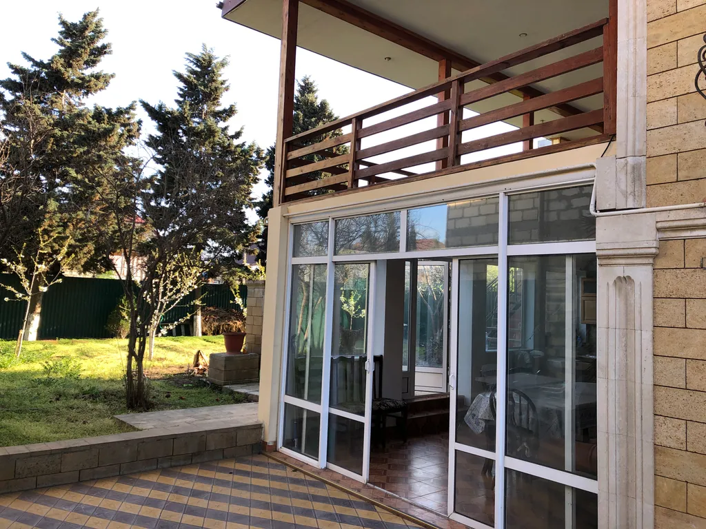 Дом на берегу Каспийского моря вблизи Дербента