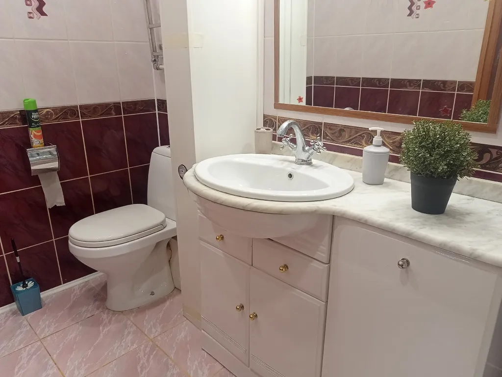 Уютная двухкомнатная квартира с раздельными комнатами