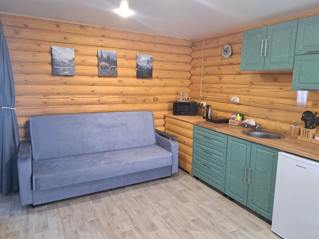 Коттедж Коттедж Деревянный сруб с баней и купелью — Псебай