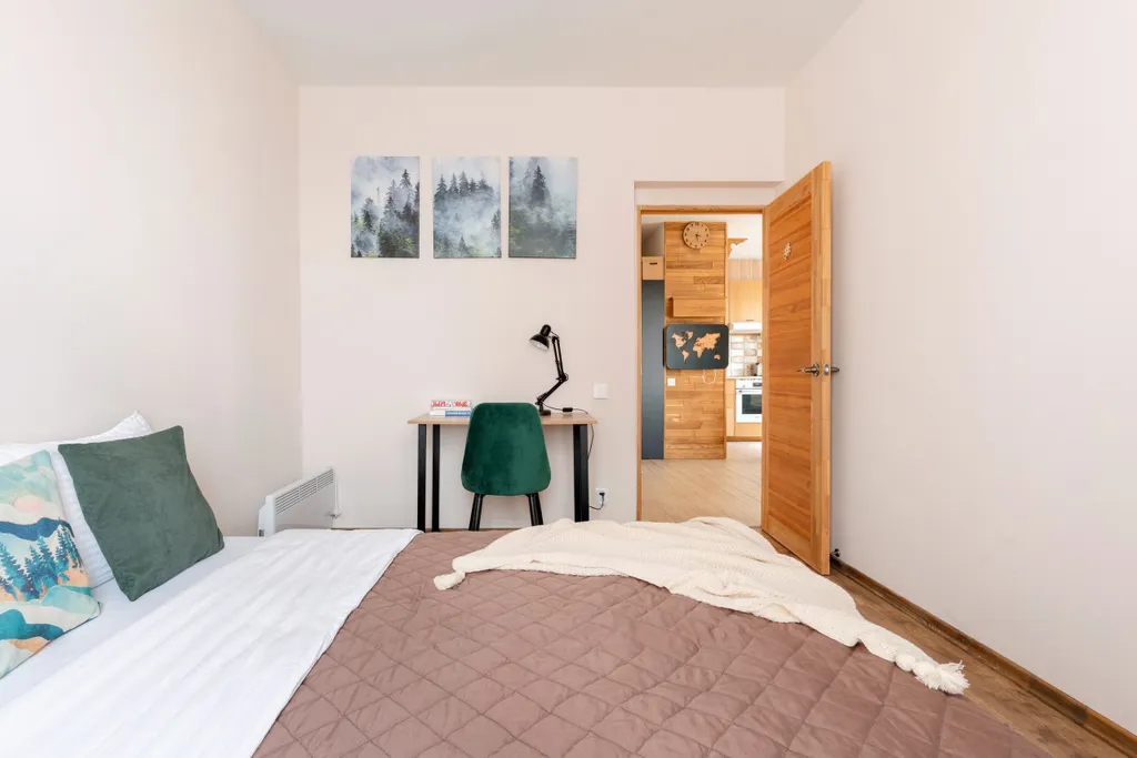 Просторная двушка рядом с Арена Плэй и метро Новомосковская